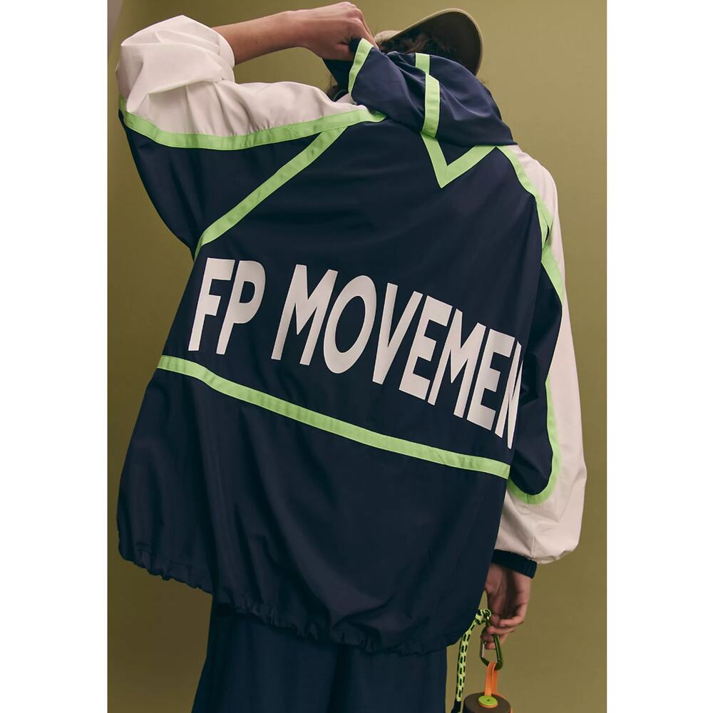 NEW FREE PEOPLE FP MOVEMENT CARE FP NAVY LIKE THE WIND LOGO JACKET SZ S